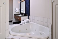  - Fairfield Inn & Suites by Marriott Beloit - I-39 & I-90, Exit 185