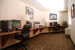  - Holiday Inn Express & Suites Raton - I-25, Exit 450
