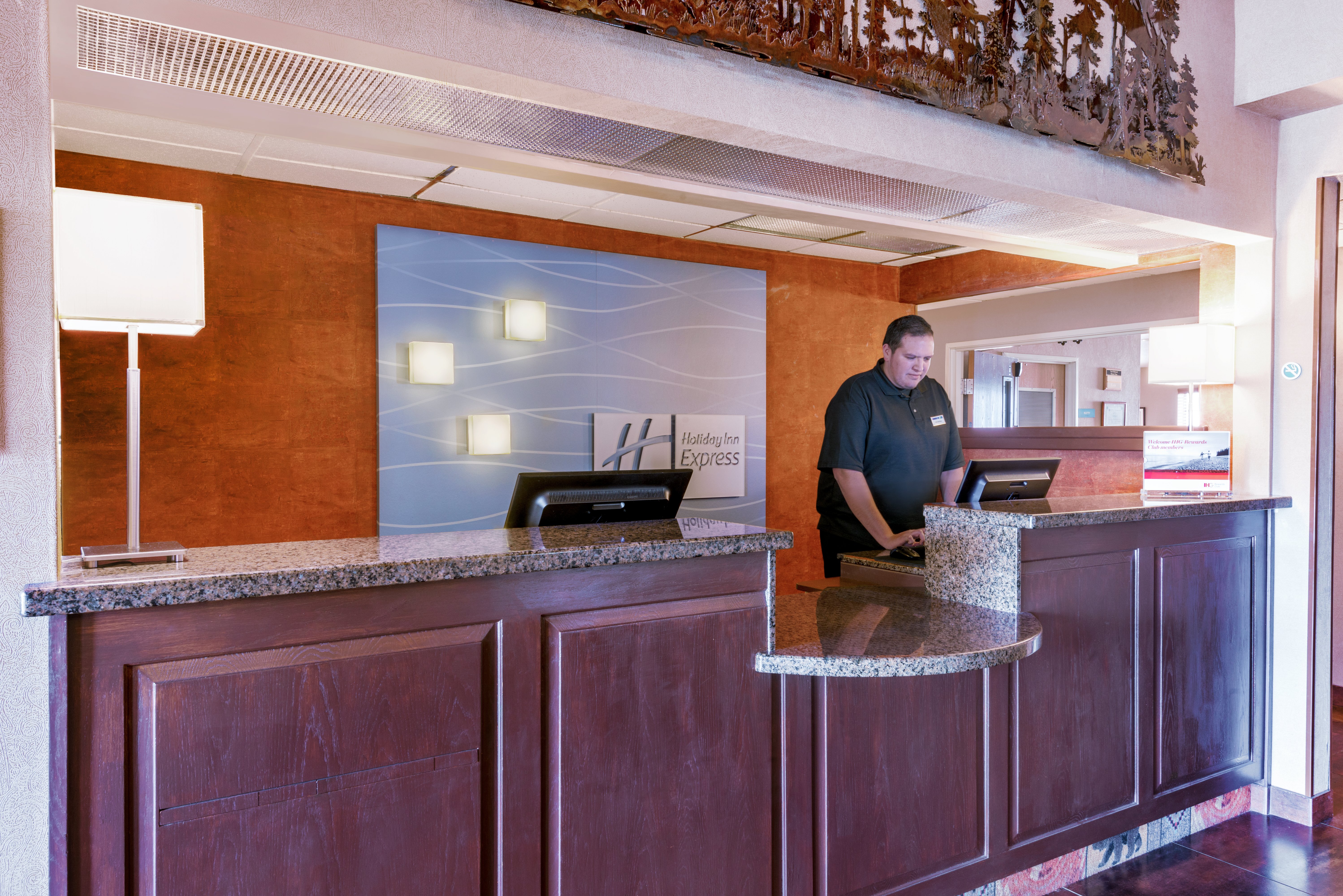 Our Raton NM hotel front desk staff is ready to assist you!