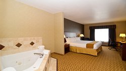  - Holiday Inn Express & Suites Fort Atkinson