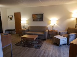  - Holiday Inn Express Harmarville - I-76, Exit 48