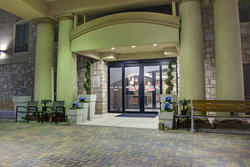  - Holiday Inn Express & Suites Paris