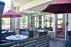  - Holiday Inn Wine Country Windsor