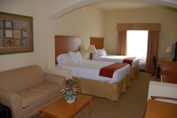  - Holiday Inn Express & Suites Zapata