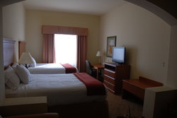  - Holiday Inn Express & Suites Zapata
