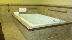  - Holiday Inn Express Belle Vernon