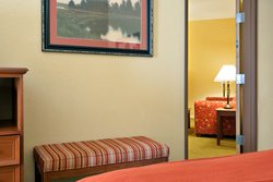  - Holiday Inn Express Salado - I-35, Exit 285, 286