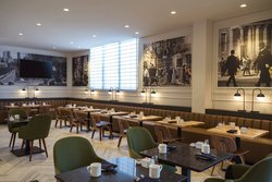  - Marriott Hotel Old City Philadelphia - I-95, Exit 20