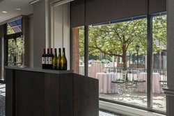  - Marriott Hotel Old City Philadelphia - I-95, Exit 20