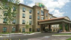  - Holiday Inn Express Northwest Cleveland - I-75, Exit 27