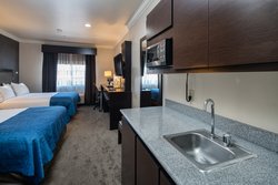  - Holiday Inn Express & Suites Santa Clara