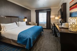  - Holiday Inn Express & Suites Santa Clara