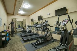  - Holiday Inn Express Central Bakersfield