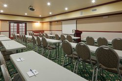  - Holiday Inn Express Central Bakersfield