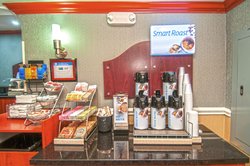  - Holiday Inn Express Central Bakersfield