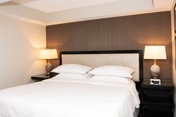  - Sheraton Hotel Mission Valley San Diego - I-8, Exit 5