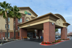  - Holiday Inn Express Woodland - I-5, Exit 536