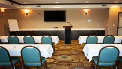  - Holiday Inn Express & Suites Northeast Wichita