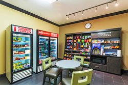  - Candlewood Suites Western Crossing Amarillo - I-40, Exit 67