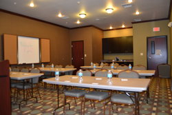  - Holiday Inn Express & Suites Heber Springs