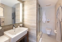  - Lennox Hotel South Beach Miami Beach