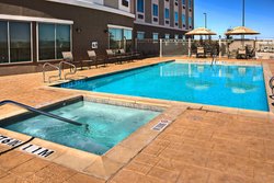  - Holiday Inn Express & Suites Cotulla