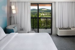  - Courtyard by Marriott Hotel Lynchburg