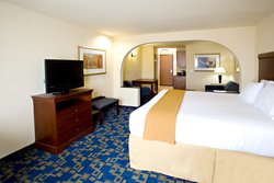  - Holiday Inn Express & Suites Jourdanton