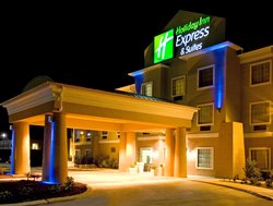  - Holiday Inn Express & Suites Jourdanton