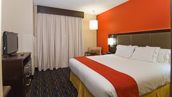  - Holiday Inn Express & Suites Fulton - I-22, Exit 104