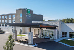  - Holiday Inn Express & Suites Ludington