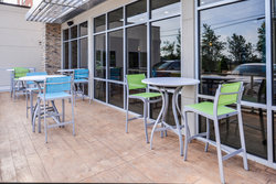  - Holiday Inn Express & Suites Siloam Springs