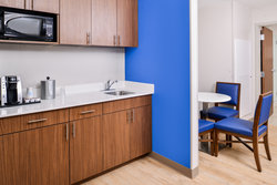  - Holiday Inn Express & Suites Siloam Springs