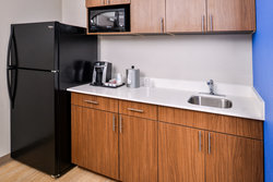  - Holiday Inn Express & Suites Siloam Springs