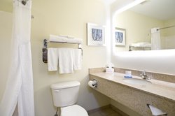  - Holiday Inn Express & Suites Brookings - I-29, Exit 132