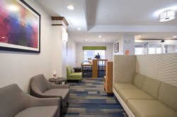  - Holiday Inn Express & Suites Brookings - I-29, Exit 132