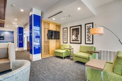  - Holiday Inn Express & Suites Denton - I-35, Exit 462