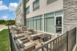  - Holiday Inn Express & Suites Denton - I-35, Exit 462