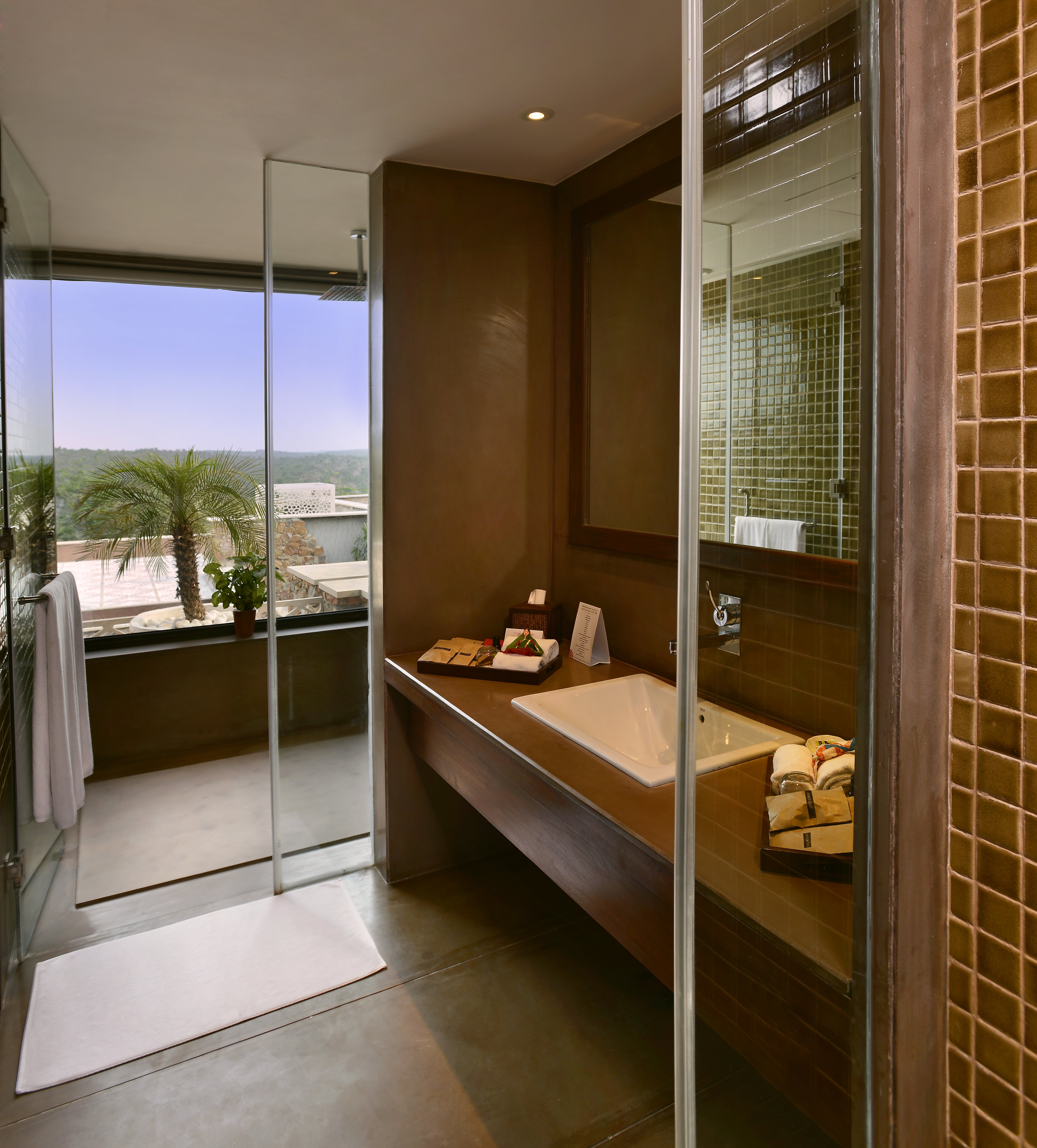 The LaLiT Mangar-guestroom-Bathroom.jpg