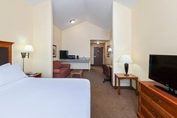  - Holiday Inn Express & Suites Laredo