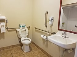  - Candlewood Suites Cape Girardeau - I-55, Exit 95