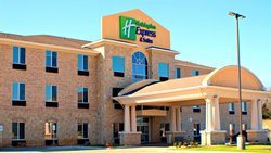  - Holiday Inn Express & Suites Bonham