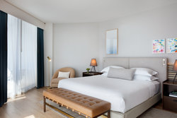  - Kimpton Epic Hotel Miami - I-95, Exit 2A & 2C