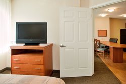  - Candlewood Suites Colonial Heights - I-95, Exit 58