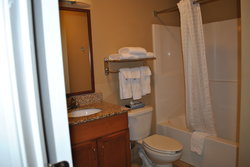  - Candlewood Suites Colonial Heights - I-95, Exit 58