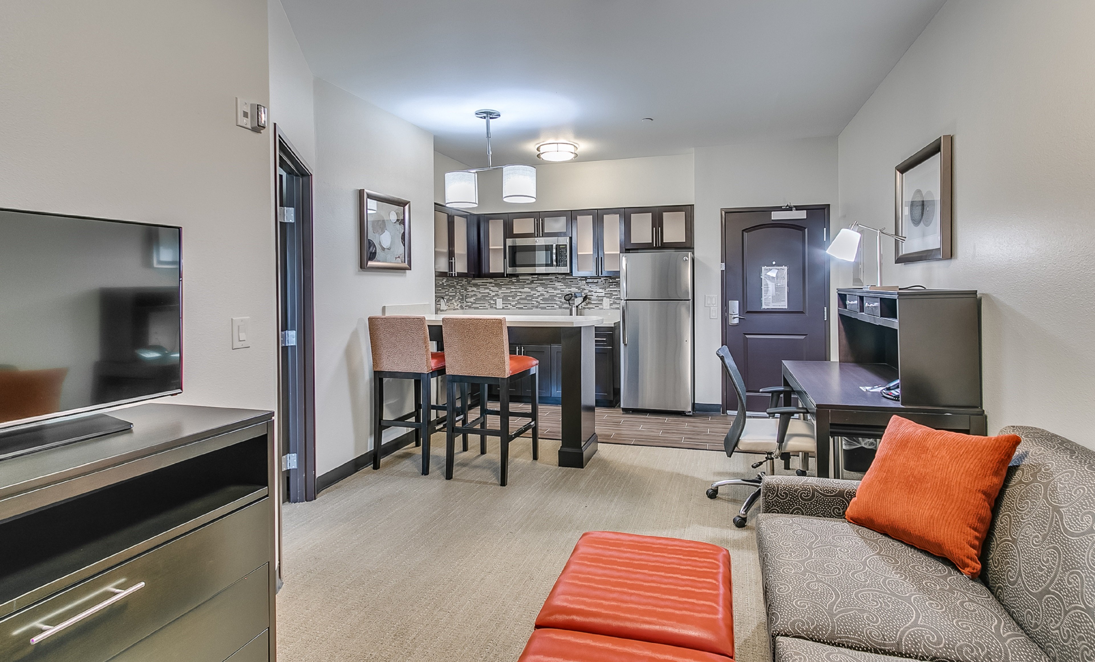 STAYBRIDGE STES SOUTH BY IHG-guestroom-Guest Room.jpg