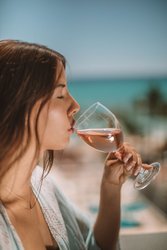  - Hotel Renew Honolulu