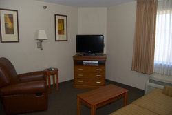  - Candlewood Suites Elkhart - I-80 & I-90, Exit 92