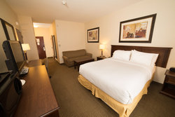  - Holiday Inn Express & Suites Slave Lake