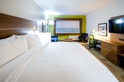  - Holiday Inn Express & Suites Taylor